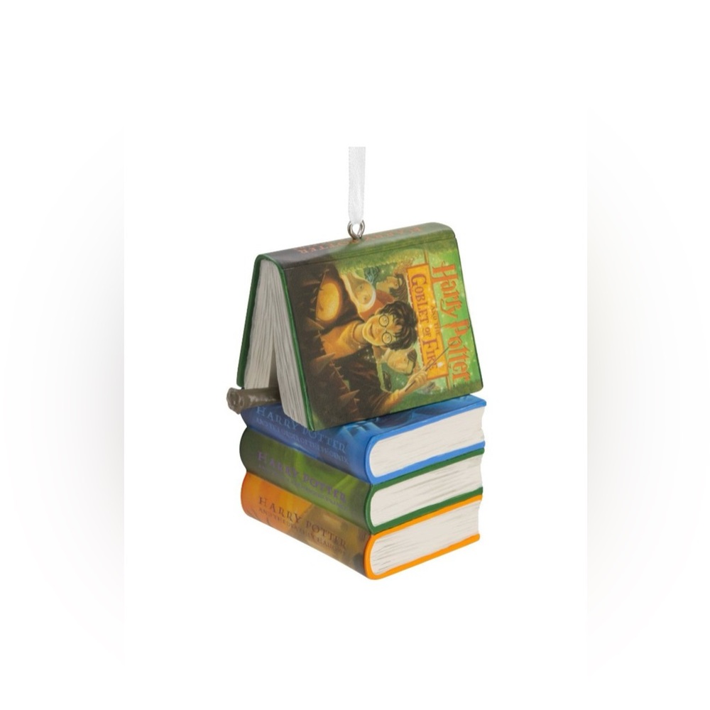 *NWT* Harry Potter Book Stack and Wand Hallmark Ornament